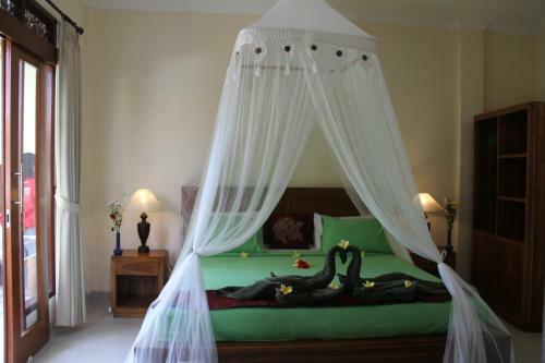 Hostal Villa Bungsil Gading