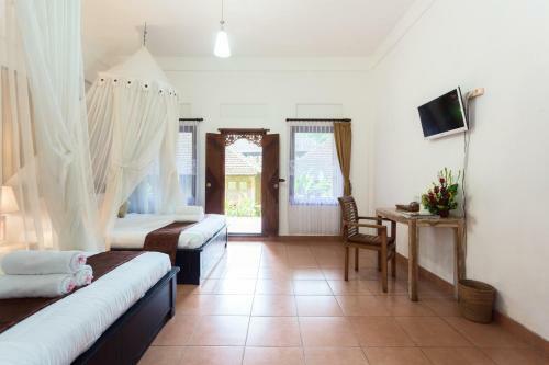 Ani's Villas