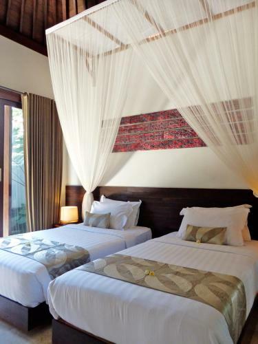 Surya Kembar Villas