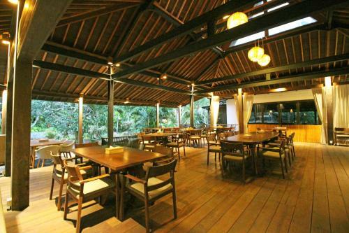 Surya Kembar Villas