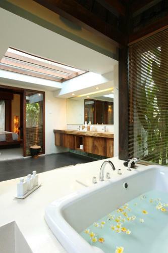 Hostal Swarapadi Villa