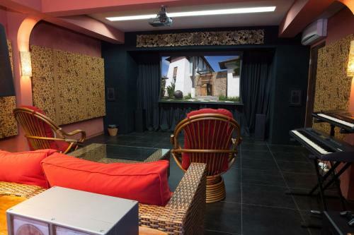 Hostal Swarapadi Villa