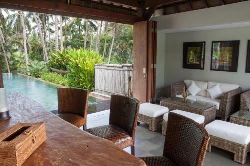 Hostal Swarapadi Villa