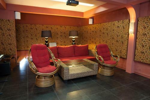 Hostal Swarapadi Villa