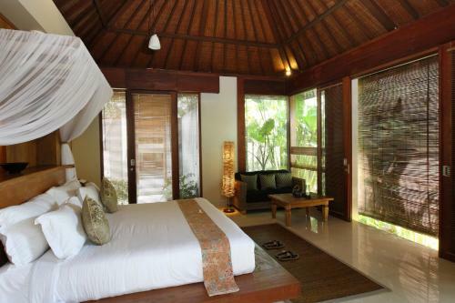 Hostal Swarapadi Villa