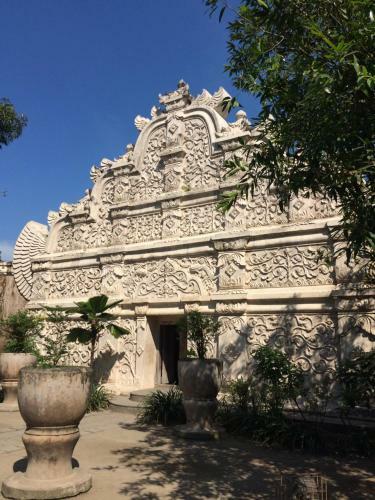 Hostal Mango Tree Dipudjo