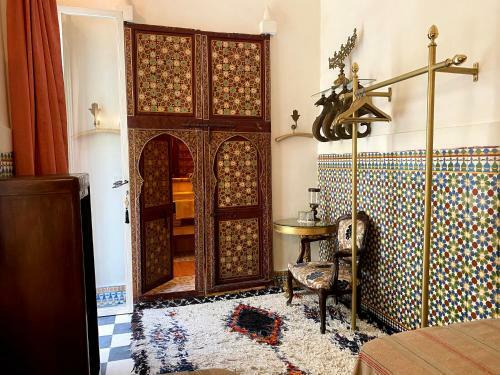 Hostal Maison Du Tresor