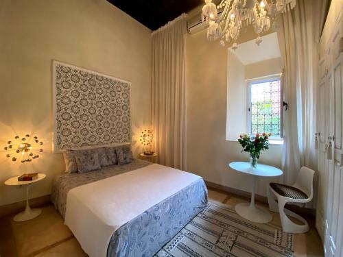 Hostal Maison Du Tresor