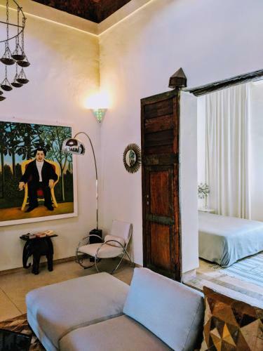 Hostal Maison Du Tresor