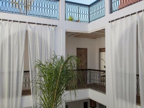 Hostal Room In Bb - Suite Atlas In Luxurious Riad - Marrakech