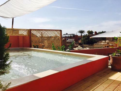 Hostal Room In Bb - Suite Atlas In Luxurious Riad - Marrakech