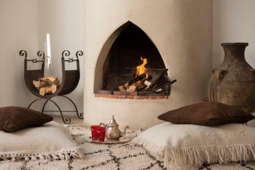 Hostal Room In Bb - Suite Atlas In Luxurious Riad - Marrakech