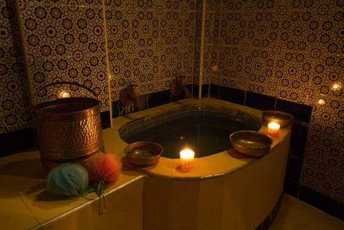 Hostal Suite Royale - Emeraude