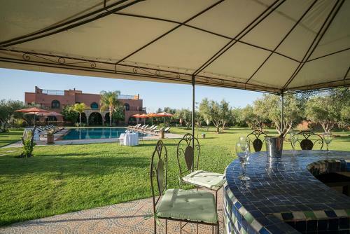 Hostal Suite Royale - Emeraude