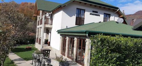 Bed & Breakfast Rooms And Apartmants Mirovic