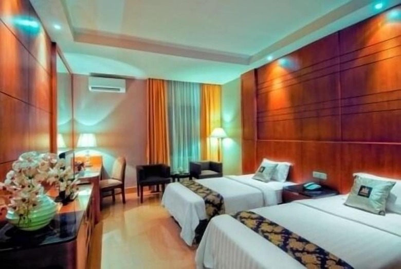 Grand Sakura Hotel
