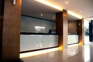 Sofyan Hotel Saka Medan