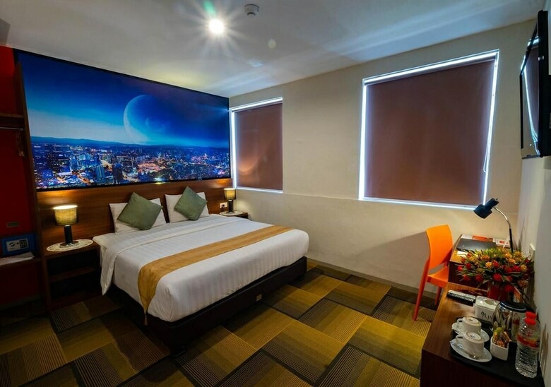 Miyana Hotel