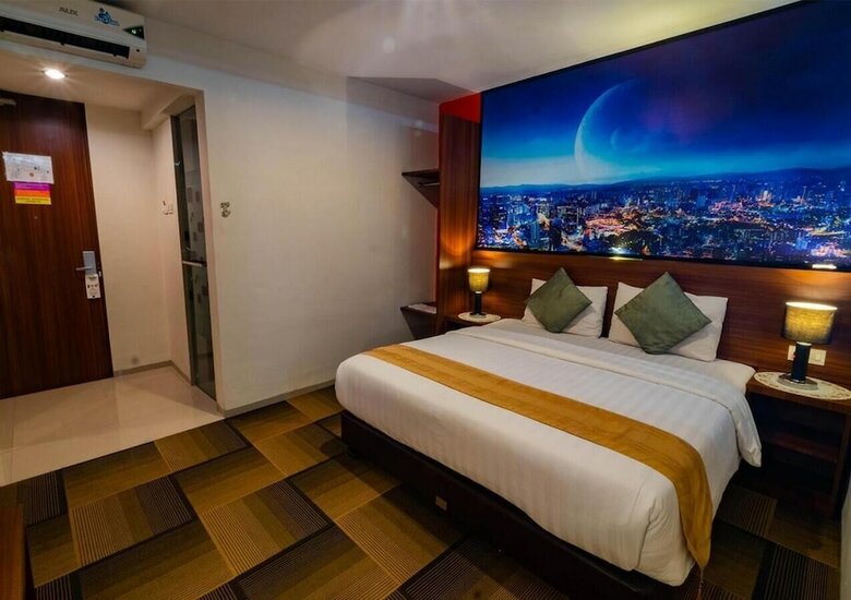 Miyana Hotel