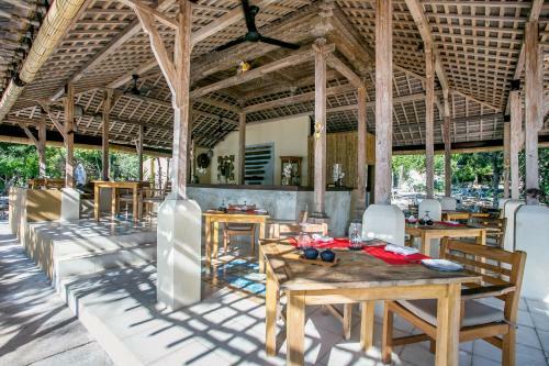 Hotel Shorea Beach Resort