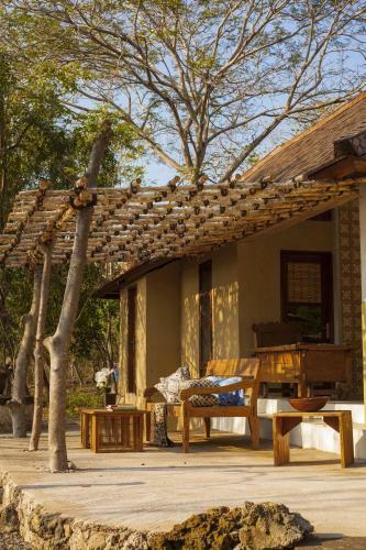Hotel Shorea Beach Resort