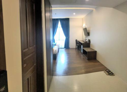 Hotel Capital