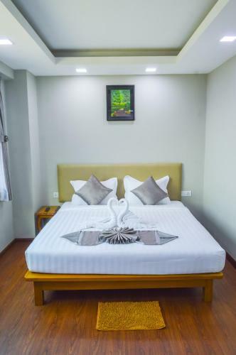 Sat Sun Hotel