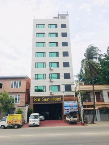 Sat Sun Hotel