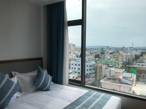 Dragon Phoenix Hotel