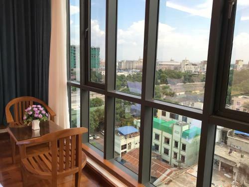 Dragon Phoenix Hotel