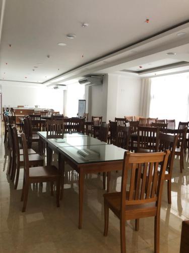 Dragon Phoenix Hotel