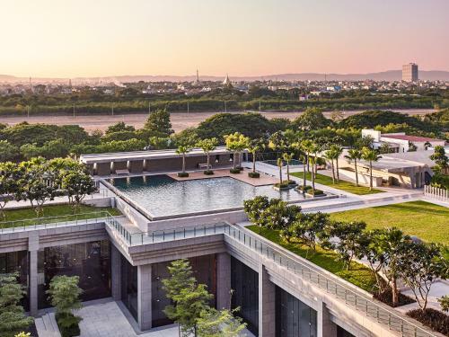Hotel Pullman Mandalay Mingalar