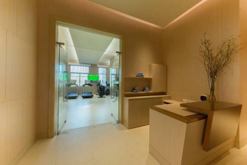 Zealax Hotel & Residence