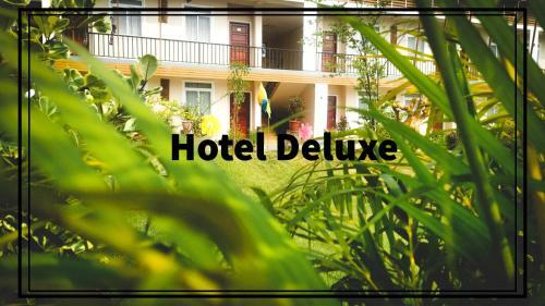Hotel Deluxe