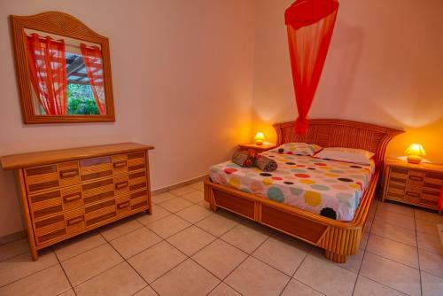 3 Bedrooms Vill With Sea View (Mqdi77)