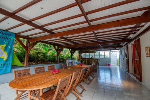 3 Bedrooms Vill With Sea View (Mqdi77)