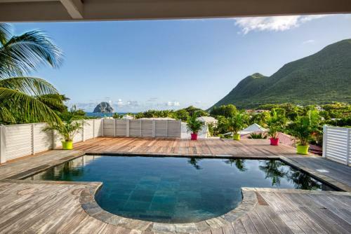 3 Bedrooms Vill With Sea View (Mqdi77)