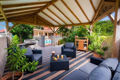 Villa Avec Piscine Priv�e Sur La Route Des Plages