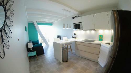 Apartamento Duplex Bwa Soley, Face � La Mer, � 5 Min Du Centre !