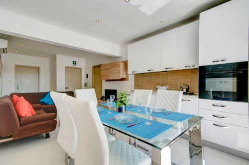 Apartamento Off The Ferries Seaviews Sliema Penthouse