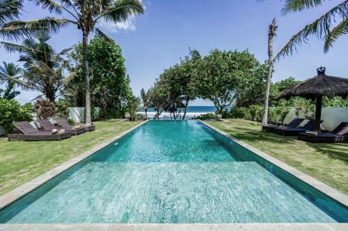 Pantai Hitam Villa