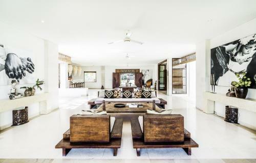 Pantai Hitam Villa