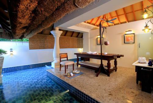 Hotel Carnoustie Ayurveda & Wellness Resort