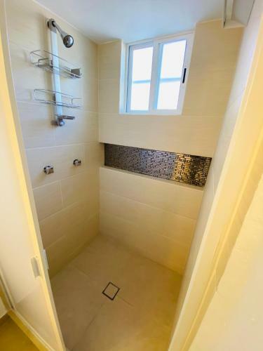 Apartamento Suite �nica Renovada C�ntrica Av Zaragoza C14