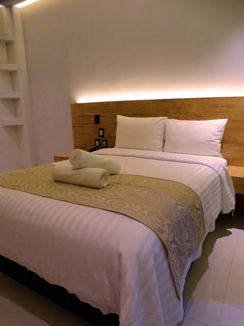 Hotel Kavia Plus