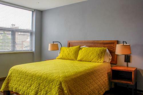 Bed & Breakfast The Red Tree House