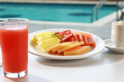 Holiday Inn Express & Suites - Ensenada Centro, An Ihg Hotel