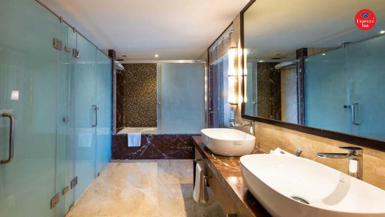 Hotel Express Inn Nashik