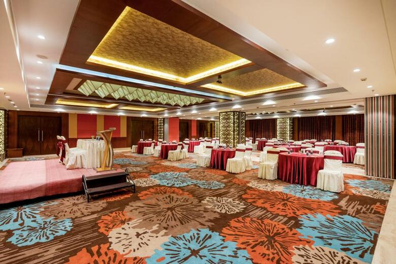 Hotel Express Inn Nashik