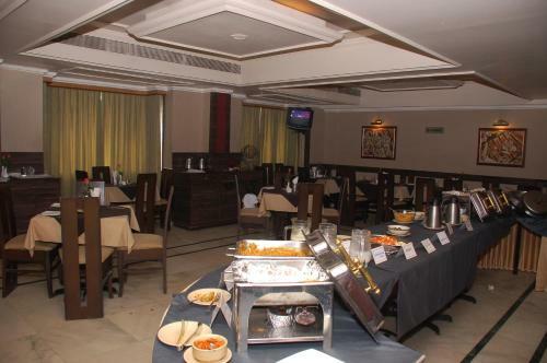 Hotel Royale Midtown